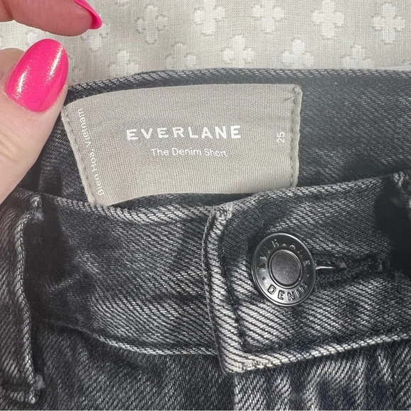Everlane Black Cuffed The Denim Shorts - Picture 3 of 4